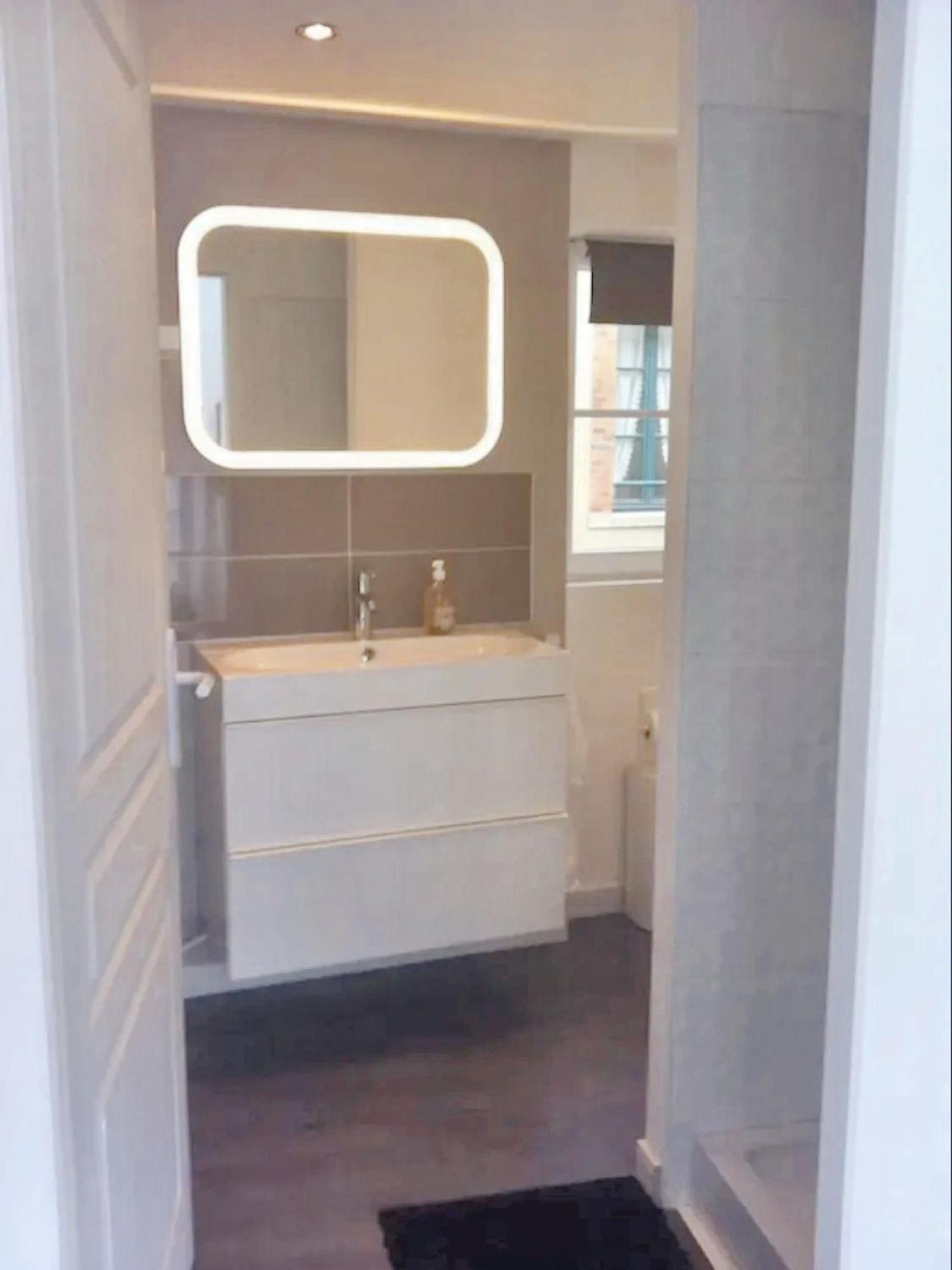 Appartement Moderne A Granville 55 M² Vue Sur Mer Esterno foto